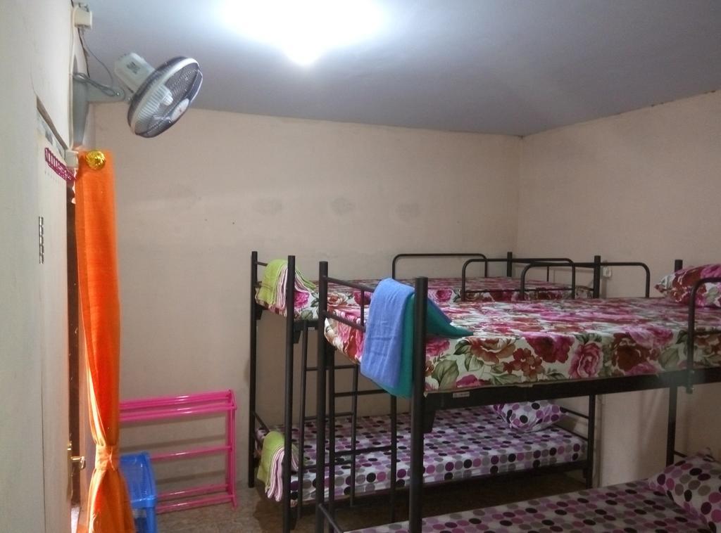 Jogja Backpacker Home Джокьякарта Экстерьер фото